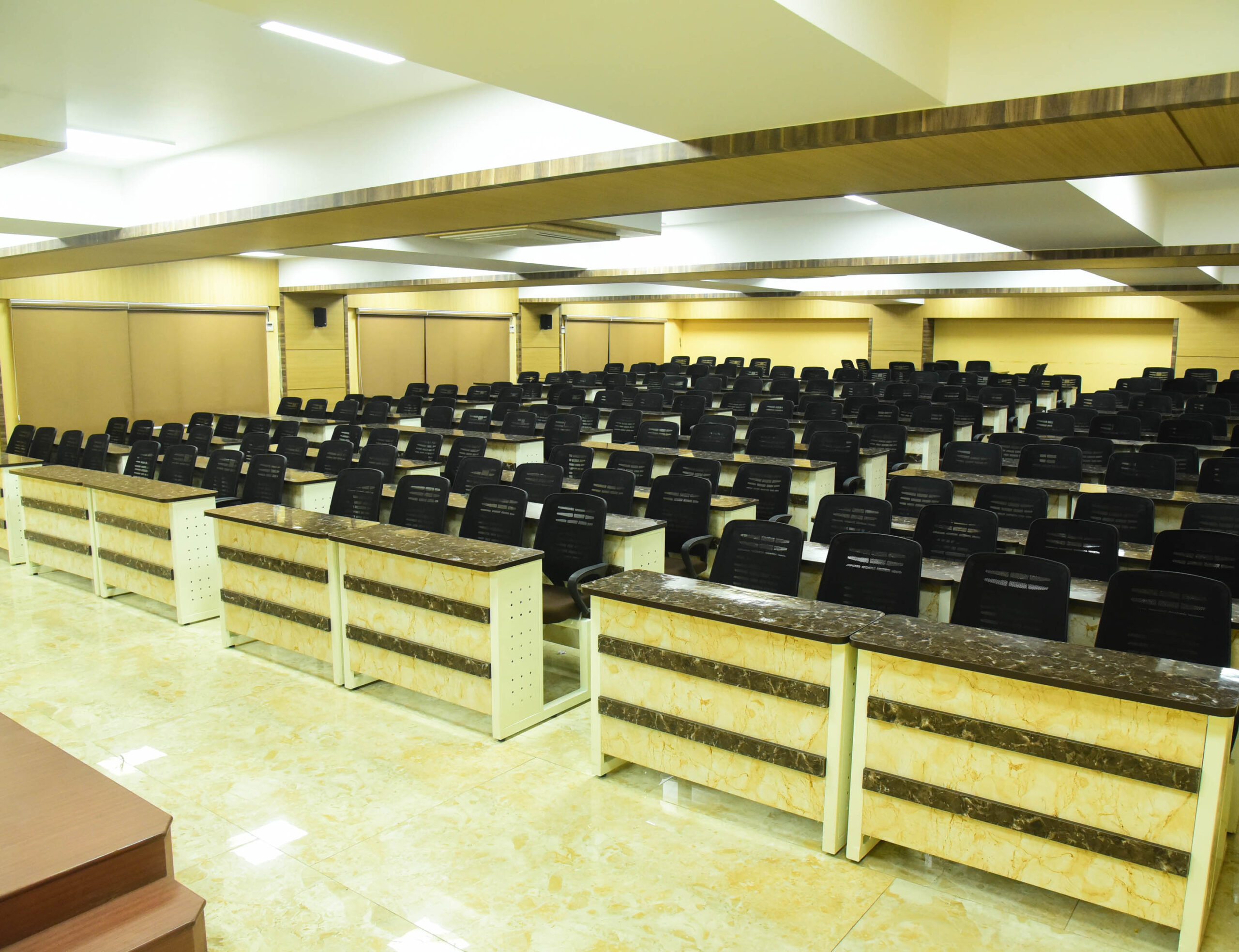 College Home - SLMCH